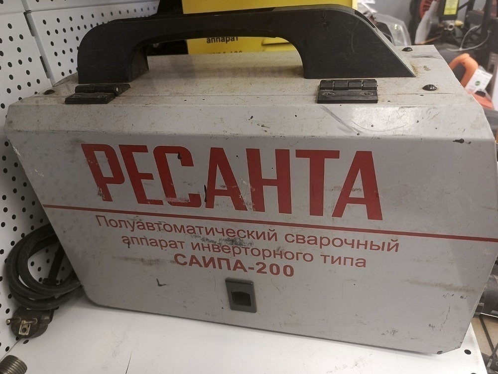 Сварочный аппарат Ресанта САИПА-200