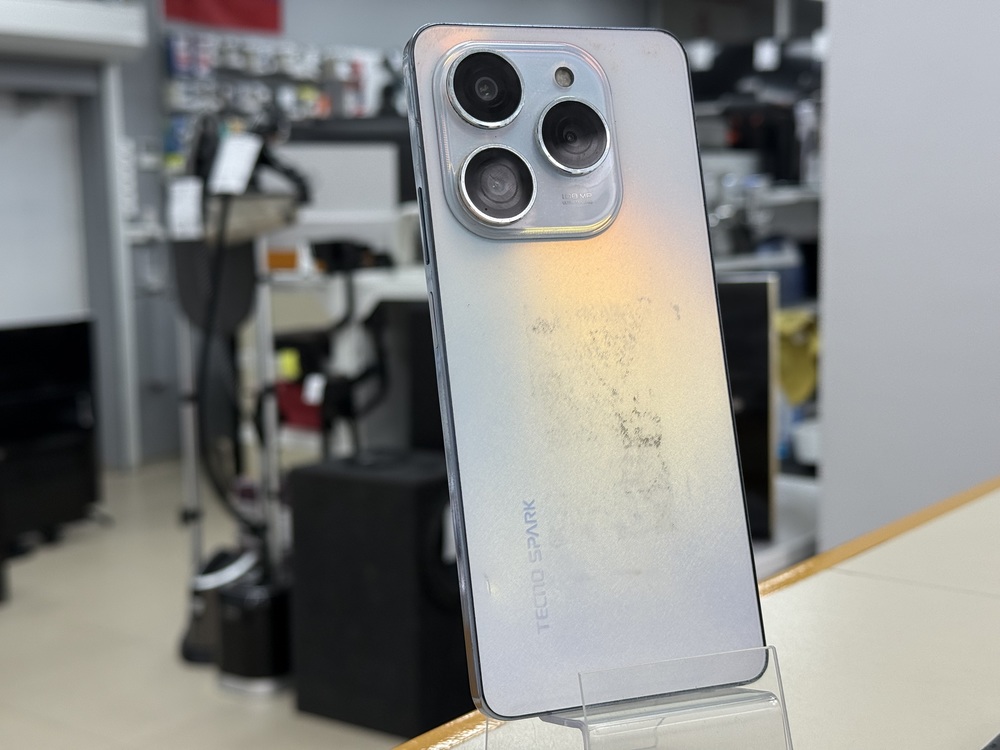 Смартфон Tecno SPARK 20 PRO 8/256