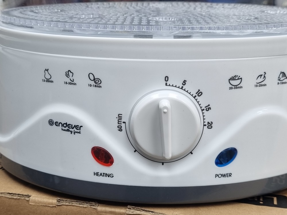Пароварка Endever Vita-176