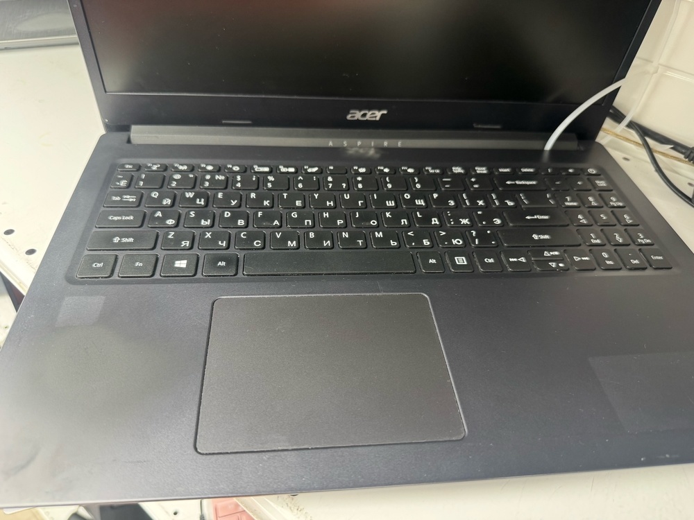 Ноутбук Acer; Pentium Silver J5005, Radeon R3 series, 8 Гб, 240 Гб, 1 Tb