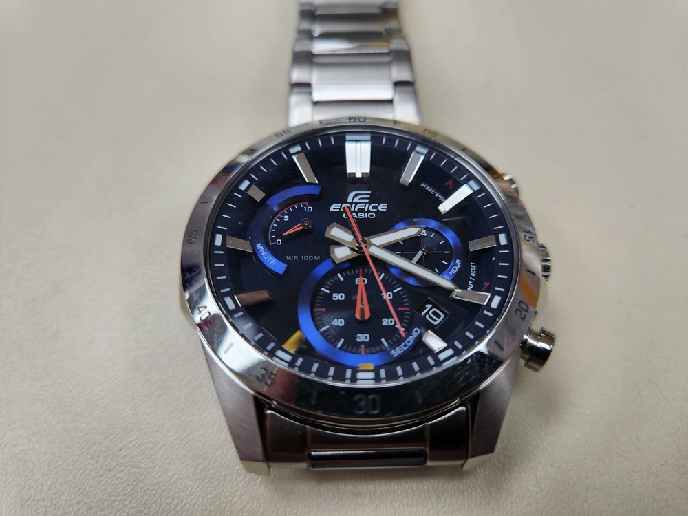 Часы наручные Casio EFR-573