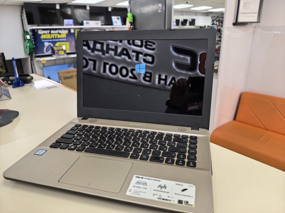 Ноутбук ASUS; Core i3-6006U, Intel HD Graphics 520, 12 Гб, 250 Гб, 1 Tb