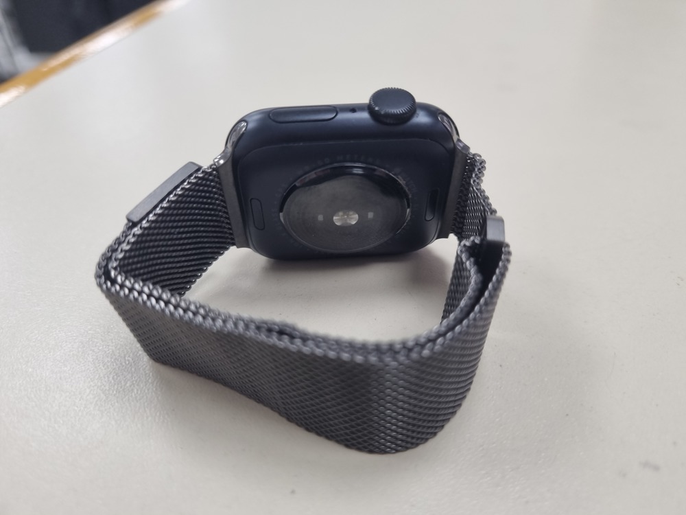 Смарт-часы Apple Watch SE 2022 40mm