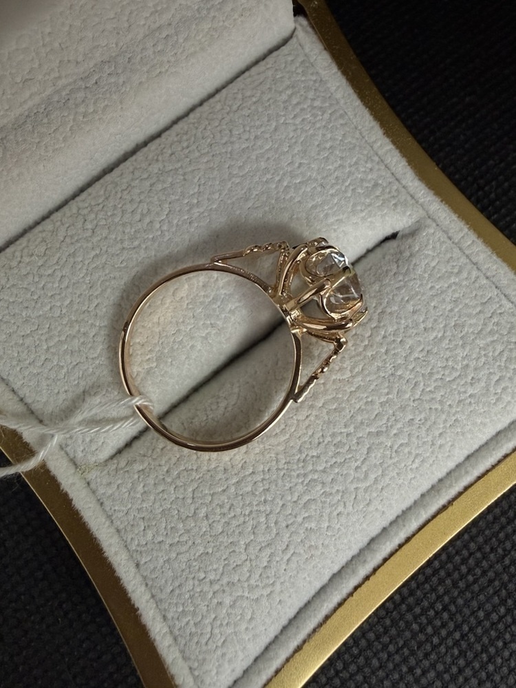 КОЛКМ583 КОЛЬЦО С КАМНЕМ (Au 583)