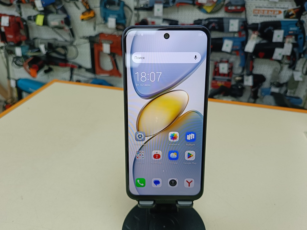 Смартфон Tecno Spark GO 1 3/64