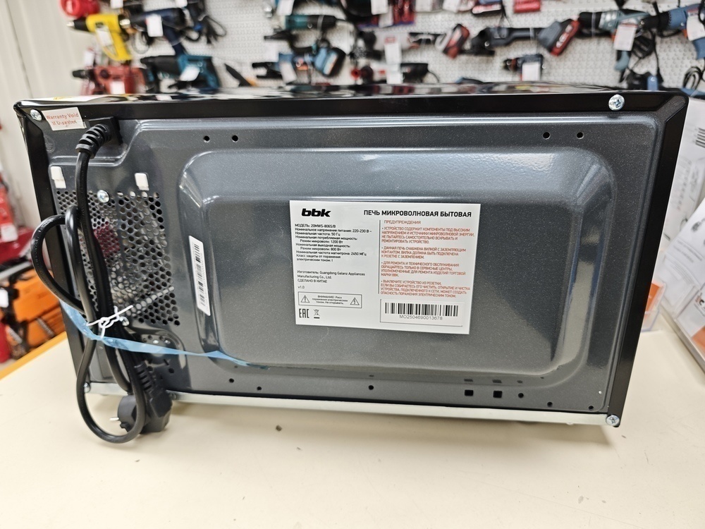 Микроволновая печь BBK 20MWS-806S