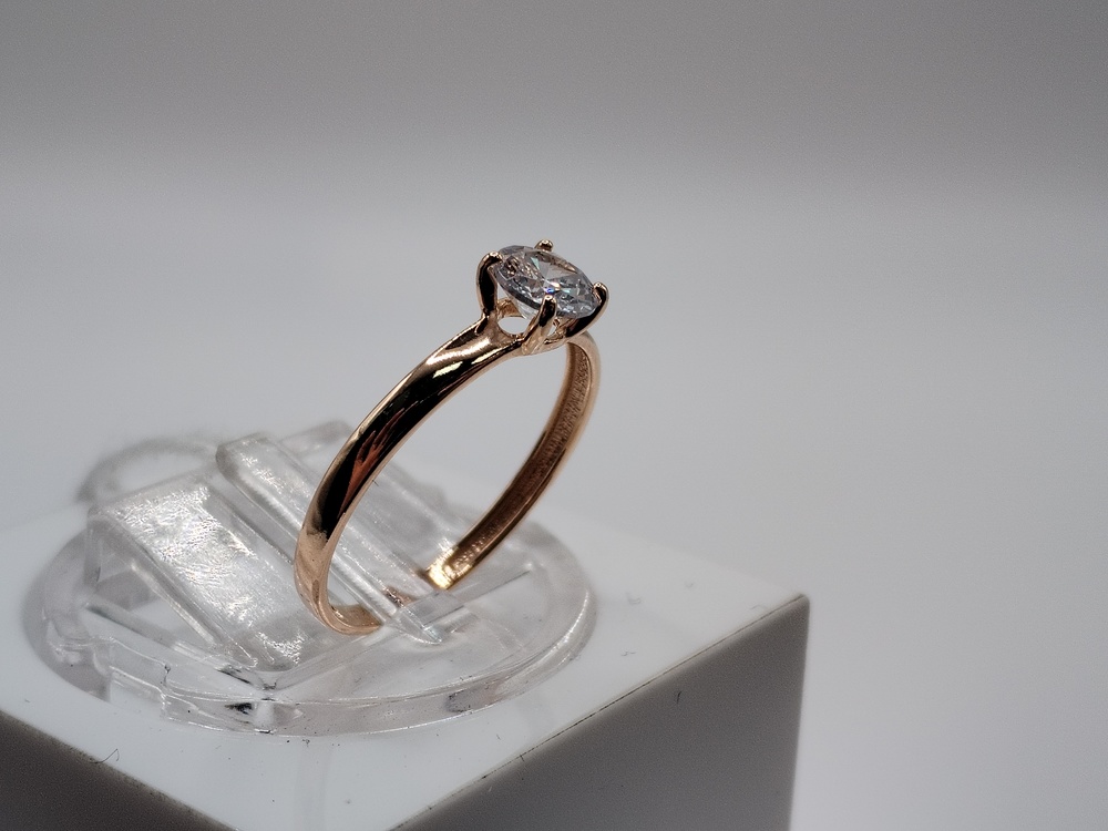 КОЛКМ585 КОЛЬЦО С КАМНЕМ (Au 585)