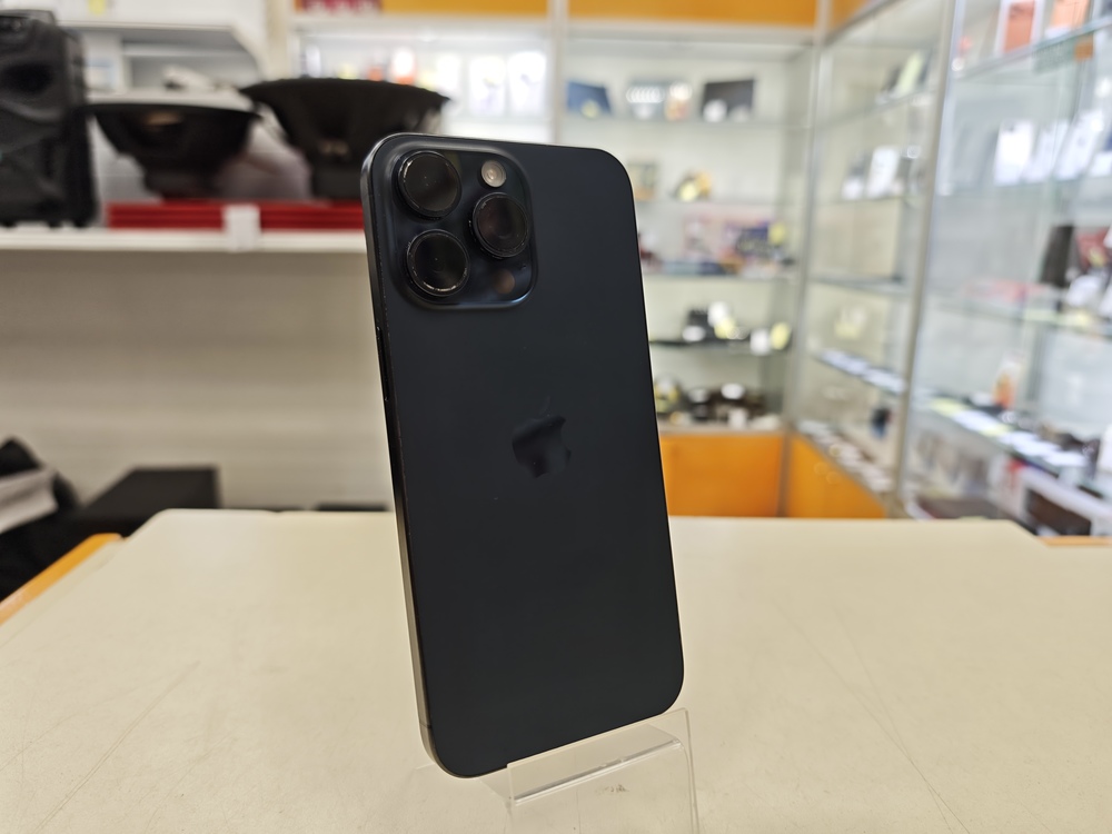 Смартфон Apple iPhone 15 Pro Max 256Gb