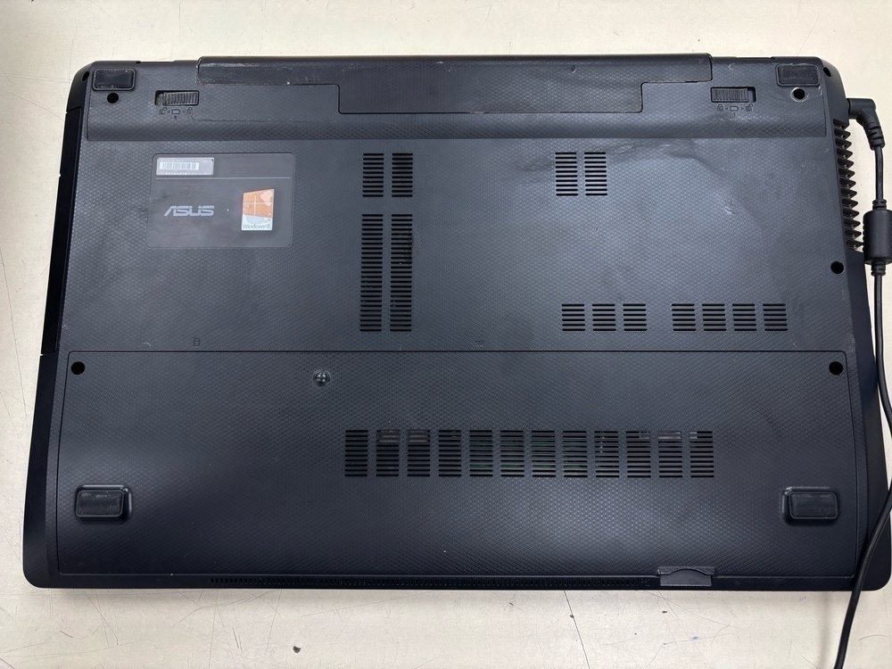 Ноутбук ASUS X75V; Core i5-3230M, GeForce GT 720M, 8 Гб, Нет, 750 Гб