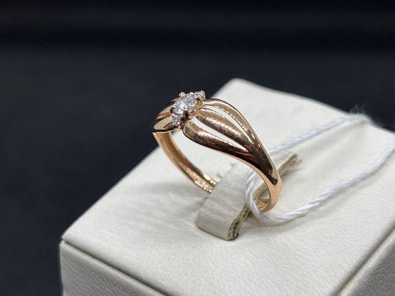 КОЛКМИ585 КОЛЬЦО С КАМНЯМИ (Au 585)