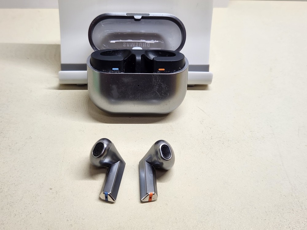 Наушники беспроводные Samsung BUDS 3