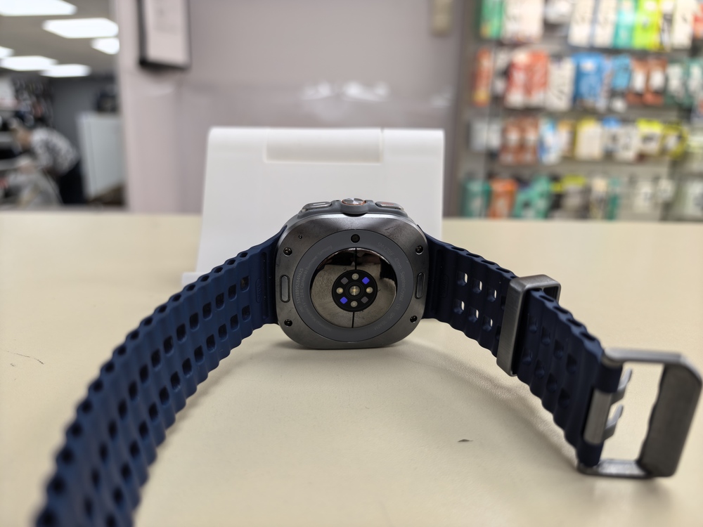 Смарт-часы Samsung Galaxy Watch Ultra 47мм LTE