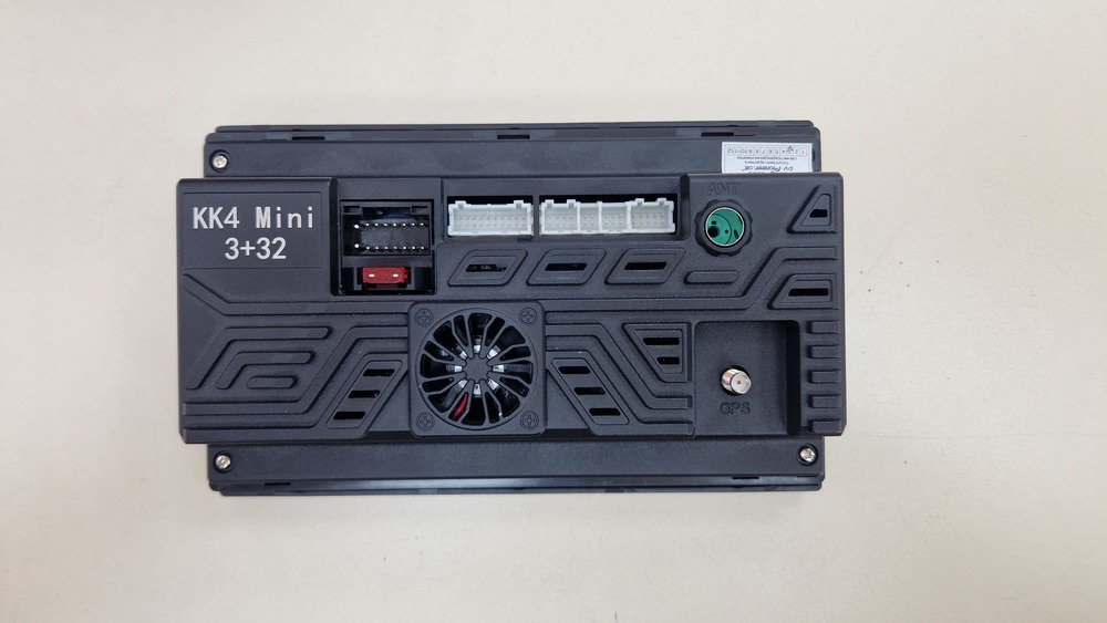 Автомагнитола Pioneeirok KK4 Mini 3/32