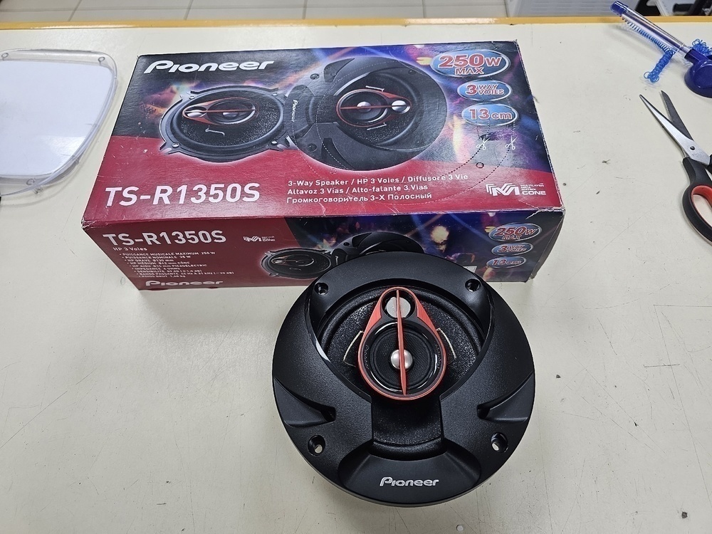 Автоакустика передняя Pioneer TS-R1350S