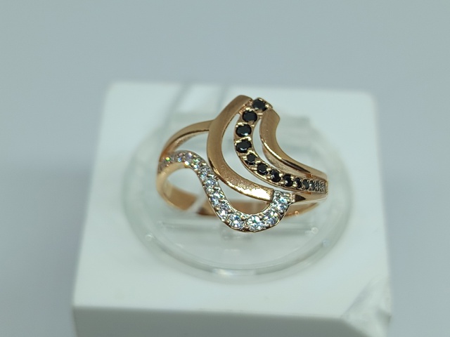 КОЛЬЦО С КАМНЯМИ (Au 585)