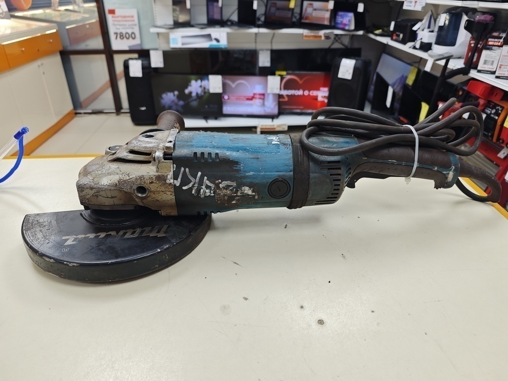 Угловая шлифмашина Makita GA9040S