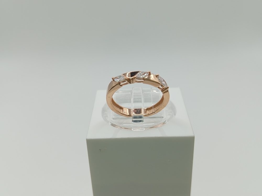 КОЛЬЦО С КАМНЯМИ (Au 585)