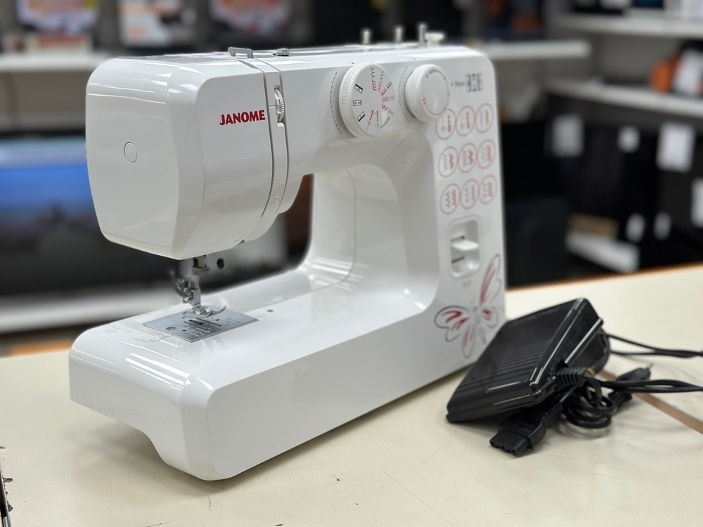 Швейная машина Janome 2121