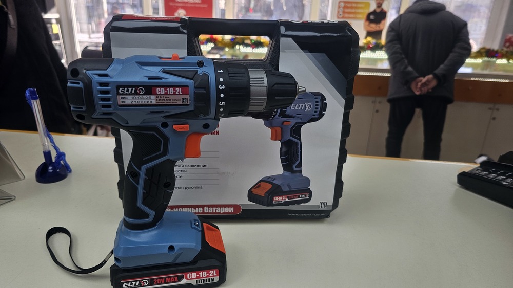 Шуруповерт ELTI CD-18-2L