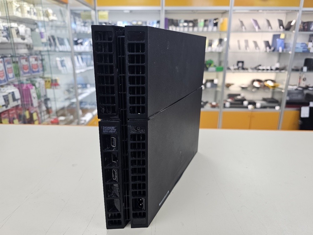 Игровая приставка PlayStation 4 FAT 500GB