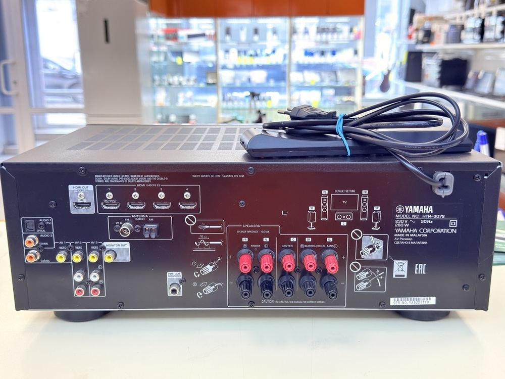 Ресивер Yamaha HTR-3072