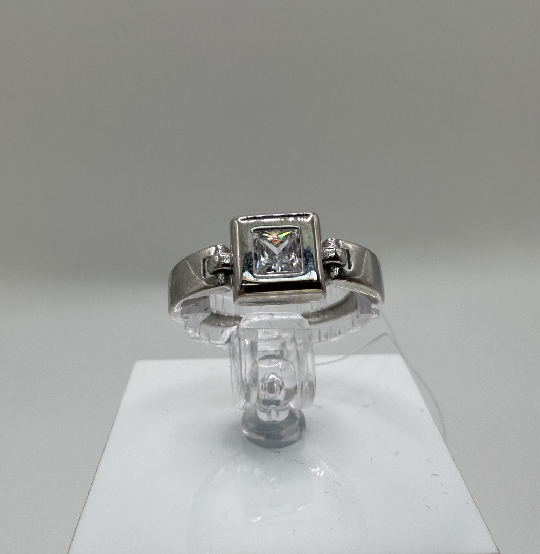 КОЛЬЦО С КАМНЕМ (Au 585)