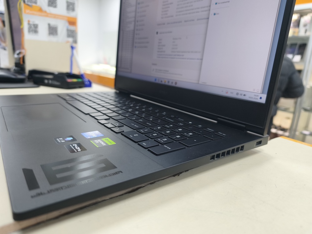 Ноутбук HP OMEN 16-WF0032TX; 13900HX, Geforce RTX 4060, 32 Гб, 1 Tb, Нет