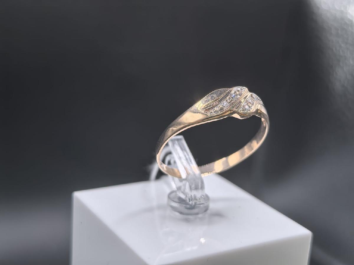 КОЛКМИ585 КОЛЬЦО С КАМНЯМИ (Au 585)