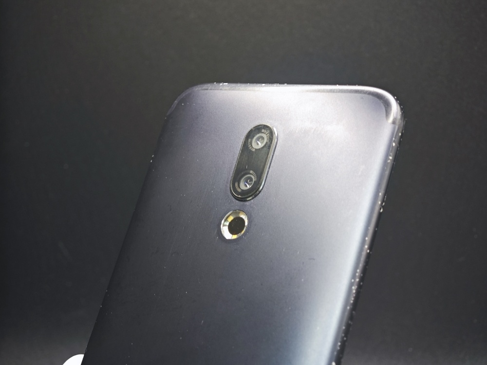 Смартфон Meizu 16 6/128