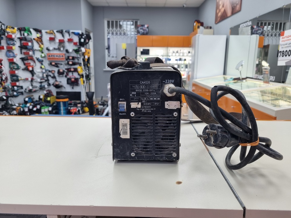 Сварочный аппарат Ресанта САИ-220А