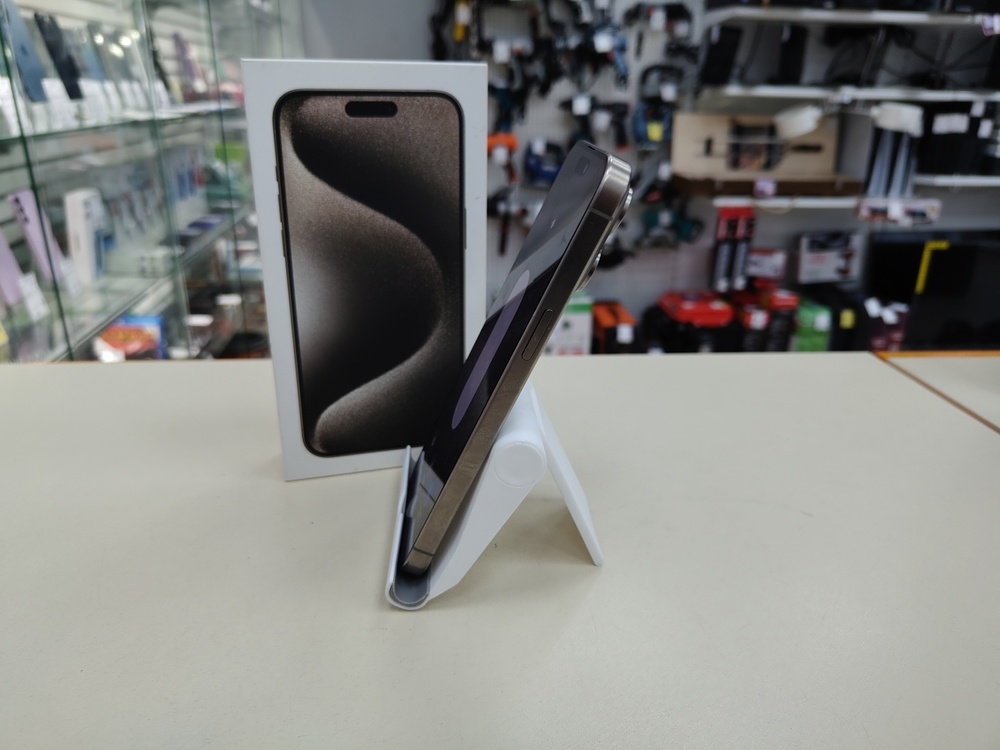 Смартфон Apple iPhone 15 Pro Max 256Gb