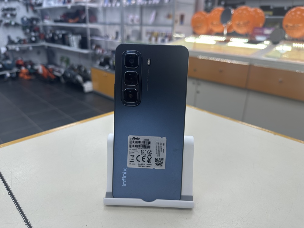 Смартфон Infinix HOT 50 8/256