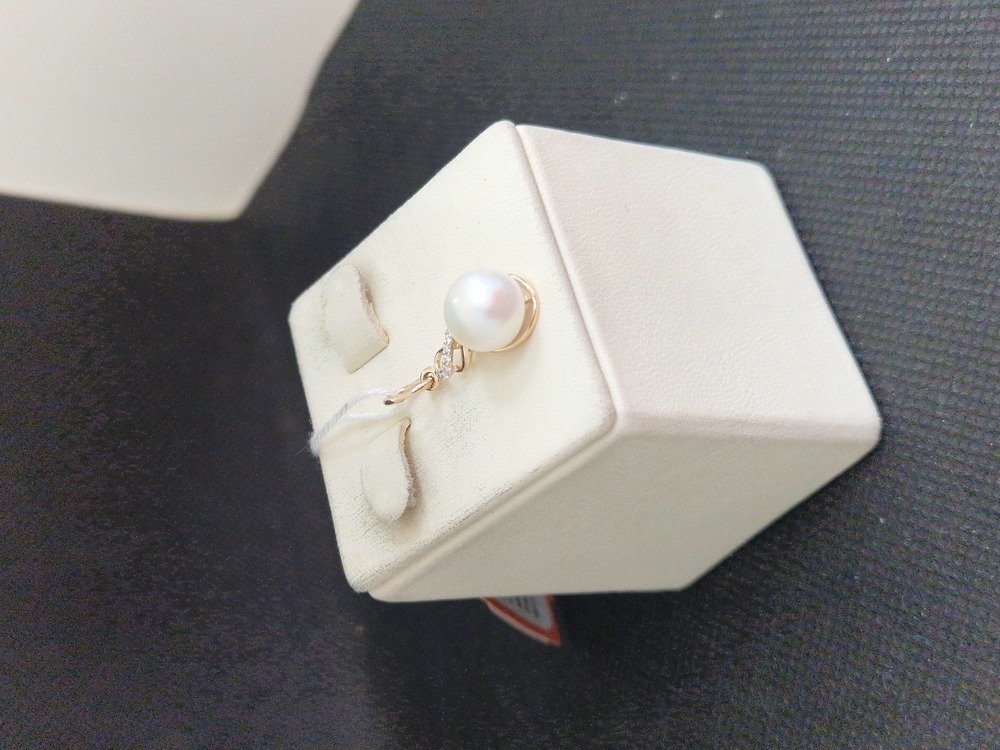 ПОДКМИ585 ПОДВЕСКА С КАМНЯМИ (Au 585)