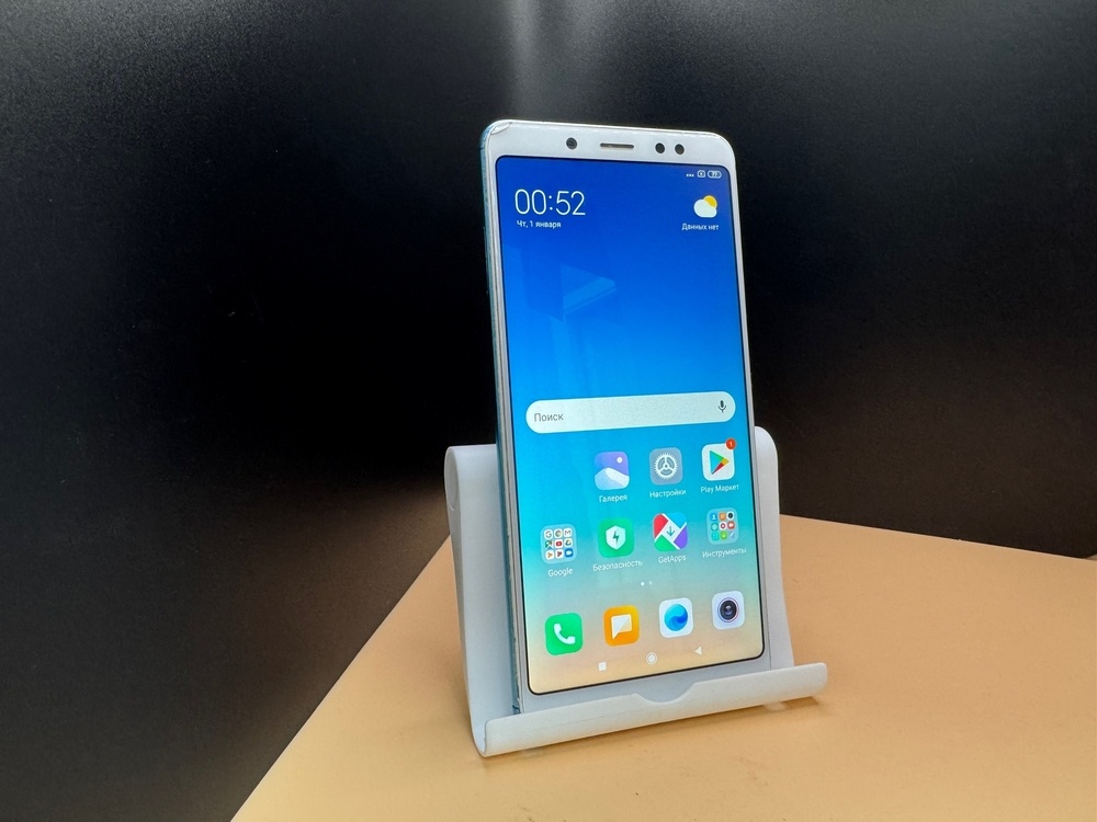 Смартфон Xiaomi Redmi Note 5 4/64
