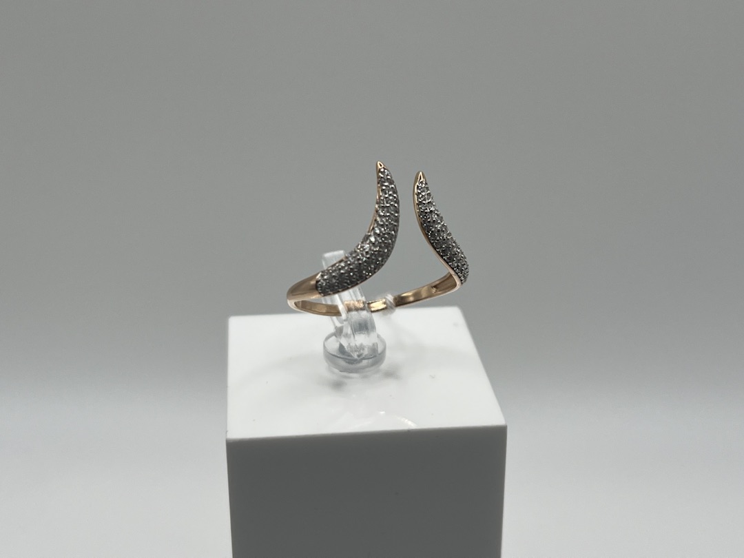 КОЛКМИ585 КОЛЬЦО С КАМНЯМИ (Au 585)