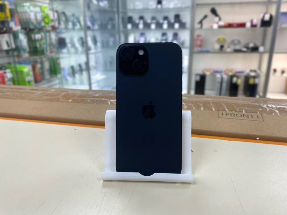 Смартфон Apple Iphone 15 128Gb