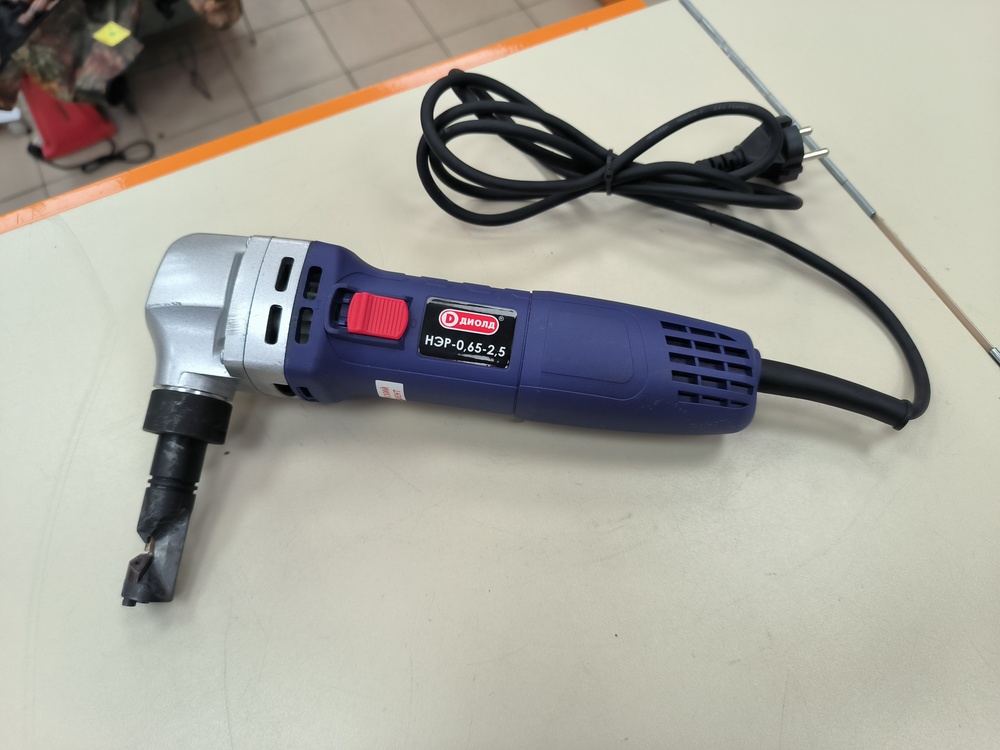 Электроножницы Диолд НЭР-0,62-2,5;