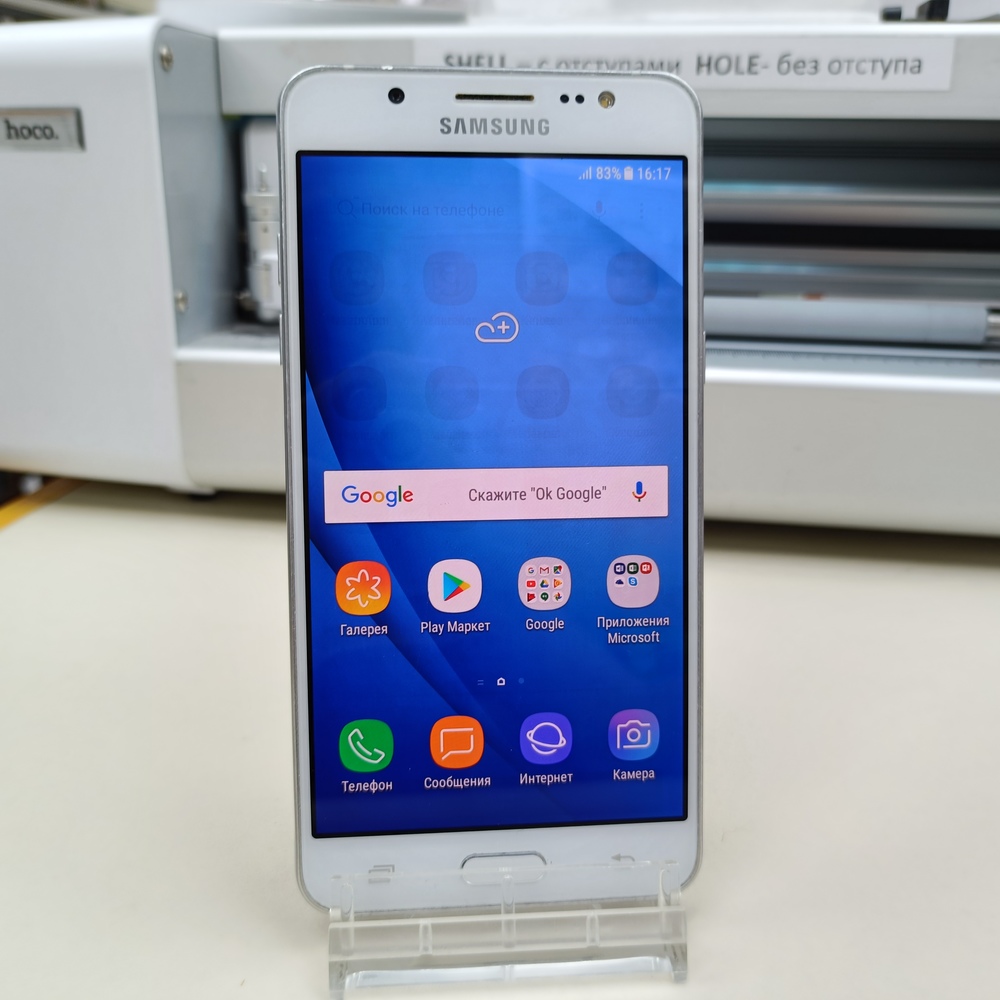 Смартфон Samsung Galaxy J5 2016 2/16