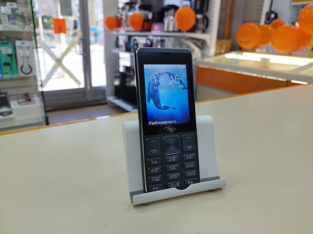 Смартфон Itel L6320