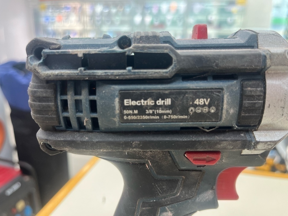Шуруповерт Bosch 
