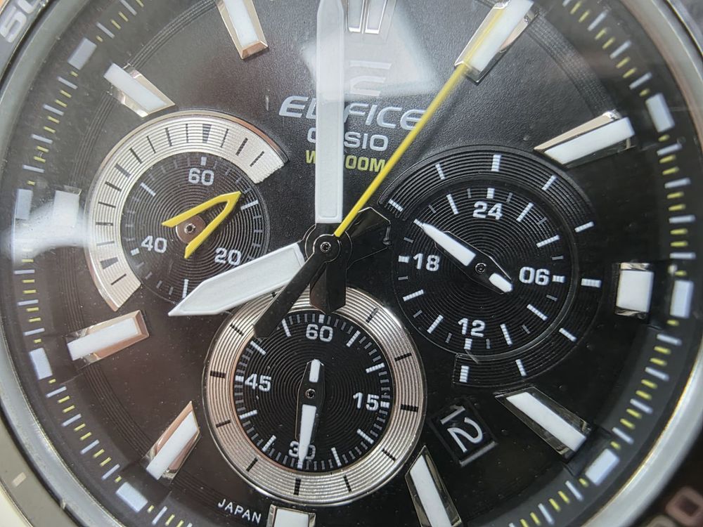 Часы наручные Casio Edifice EFV-570D-1A