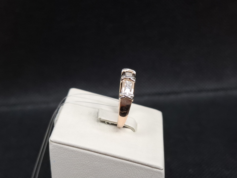 КОЛЬЦО С КАМНЯМИ (Au 585)