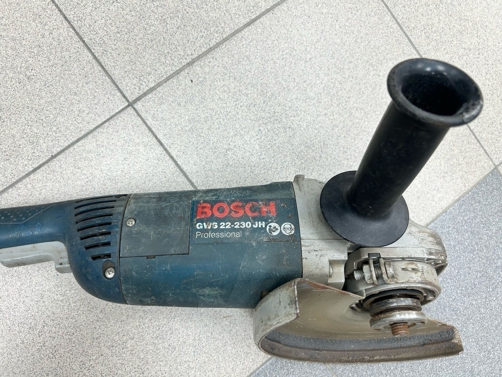 Угловая шлифмашина Bosch GWS 22-230 JH