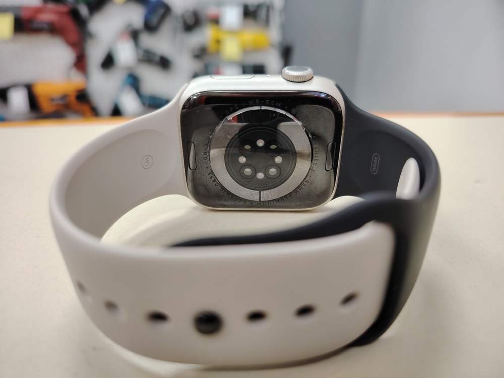 Смарт-часы Apple Watch Series 7 45mm