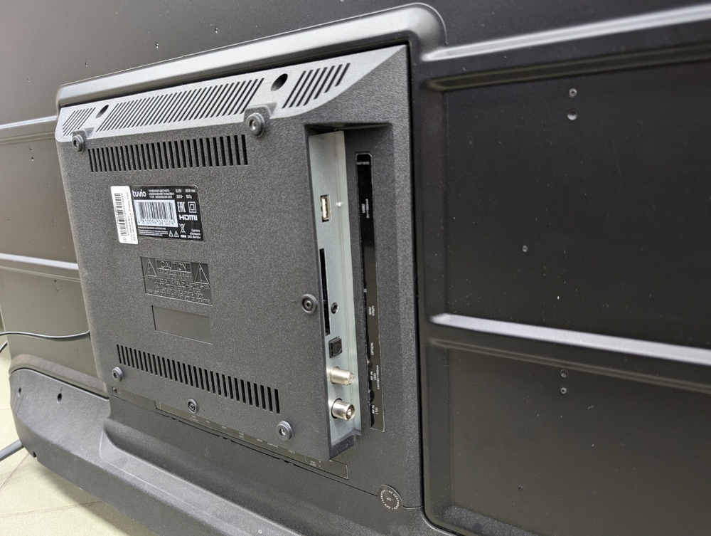 LED Телевизор Tuvio TD43UFBSV1