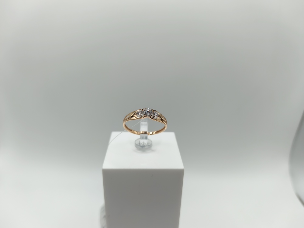 КОЛЬЦО С КАМНЯМИ (Au 585)