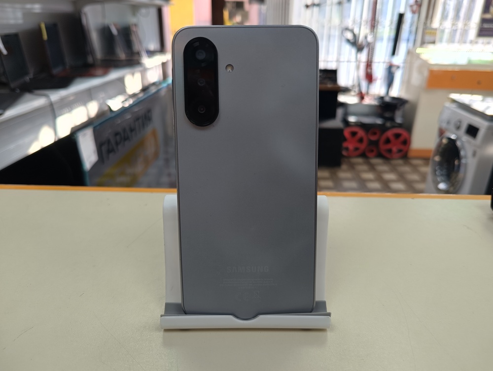 Смартфон Samsung Galaxy A17 6/128