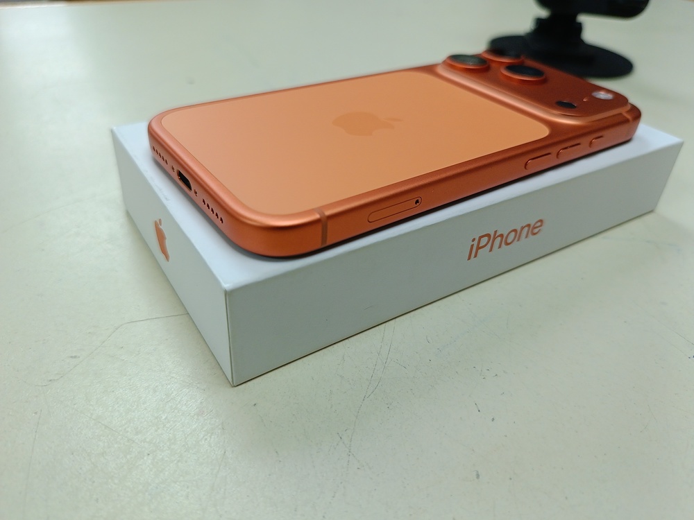 Смартфон Apple Iphone 17 Pro 256Gb