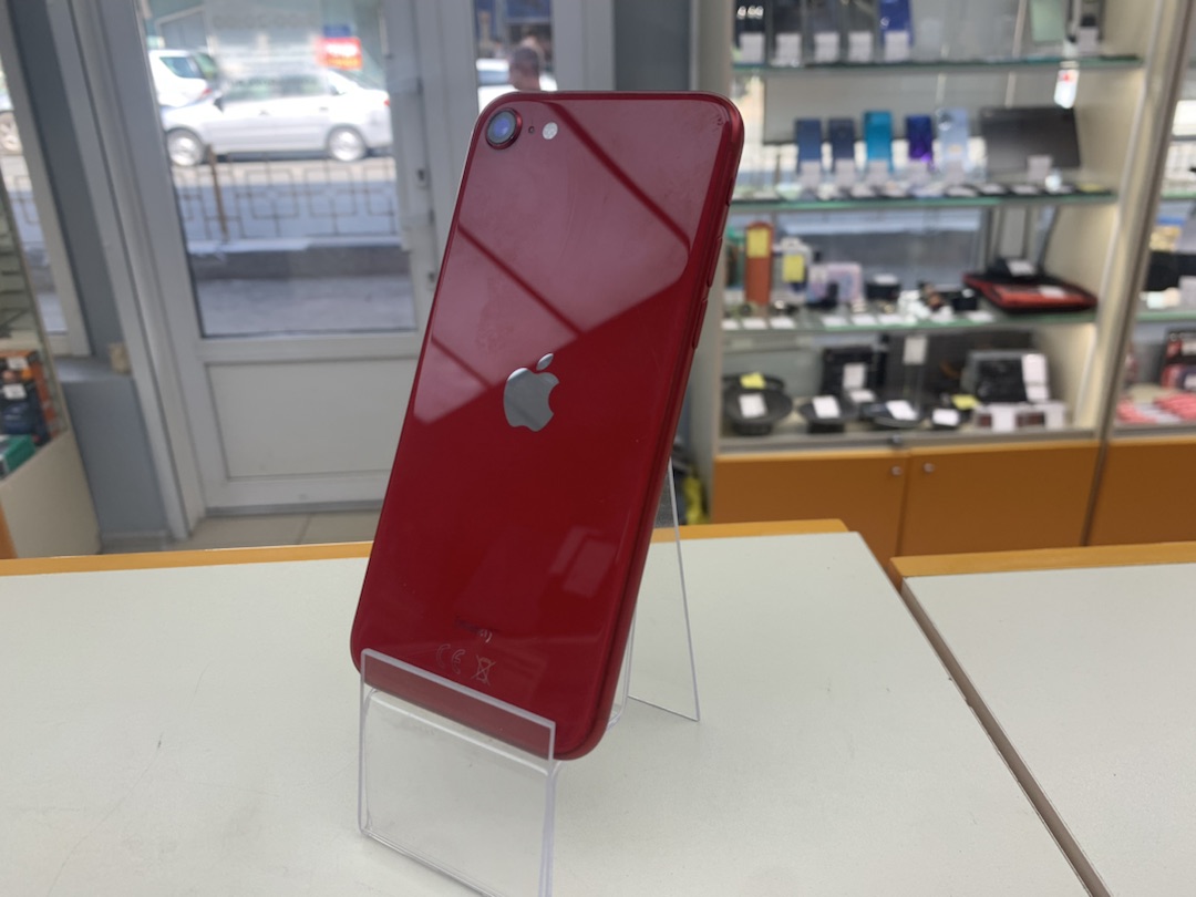 Смартфон Apple iPhone SE 2020 128Gb