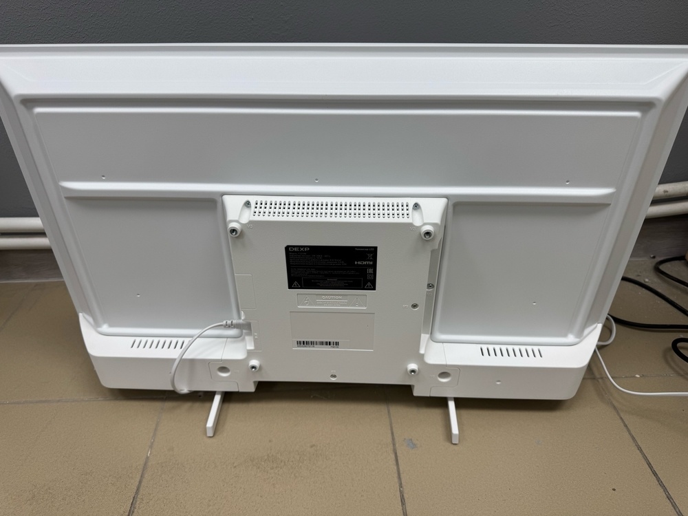 LED Телевизор Dexp F321